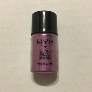 NYX Ultra Pearl Mania loose eyeshadow Purple Pearl
